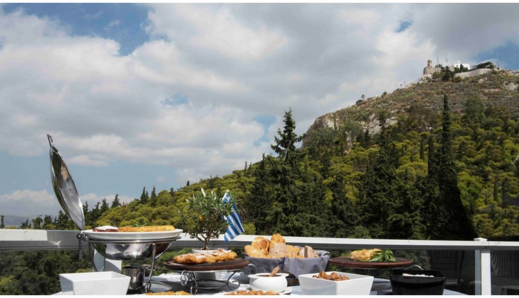 St George Lycabettus Lifestyle Hotel, Афины